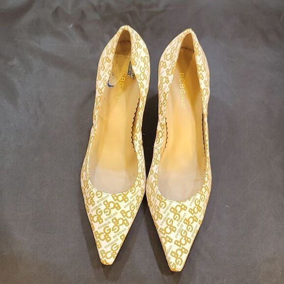 BCBGIRL POINTED TOE SLIP-ON WOMEN"S KITTEN PUMPS - Picture 3 of 16